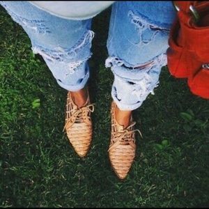 Coconuts by Matisse Gimlet Woven Oxford